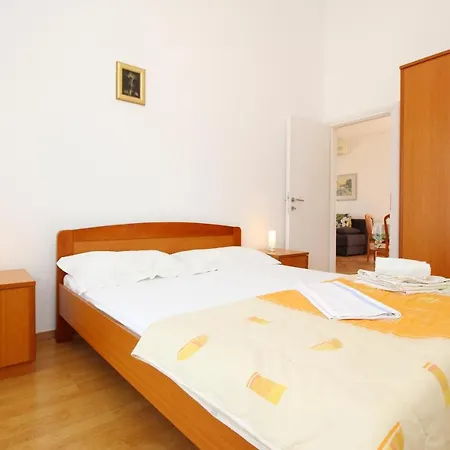 Apartment Pintar