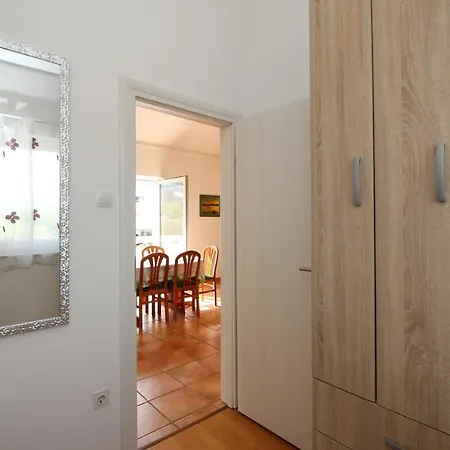 Apartment Pintar