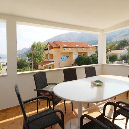 Pintar Apartment